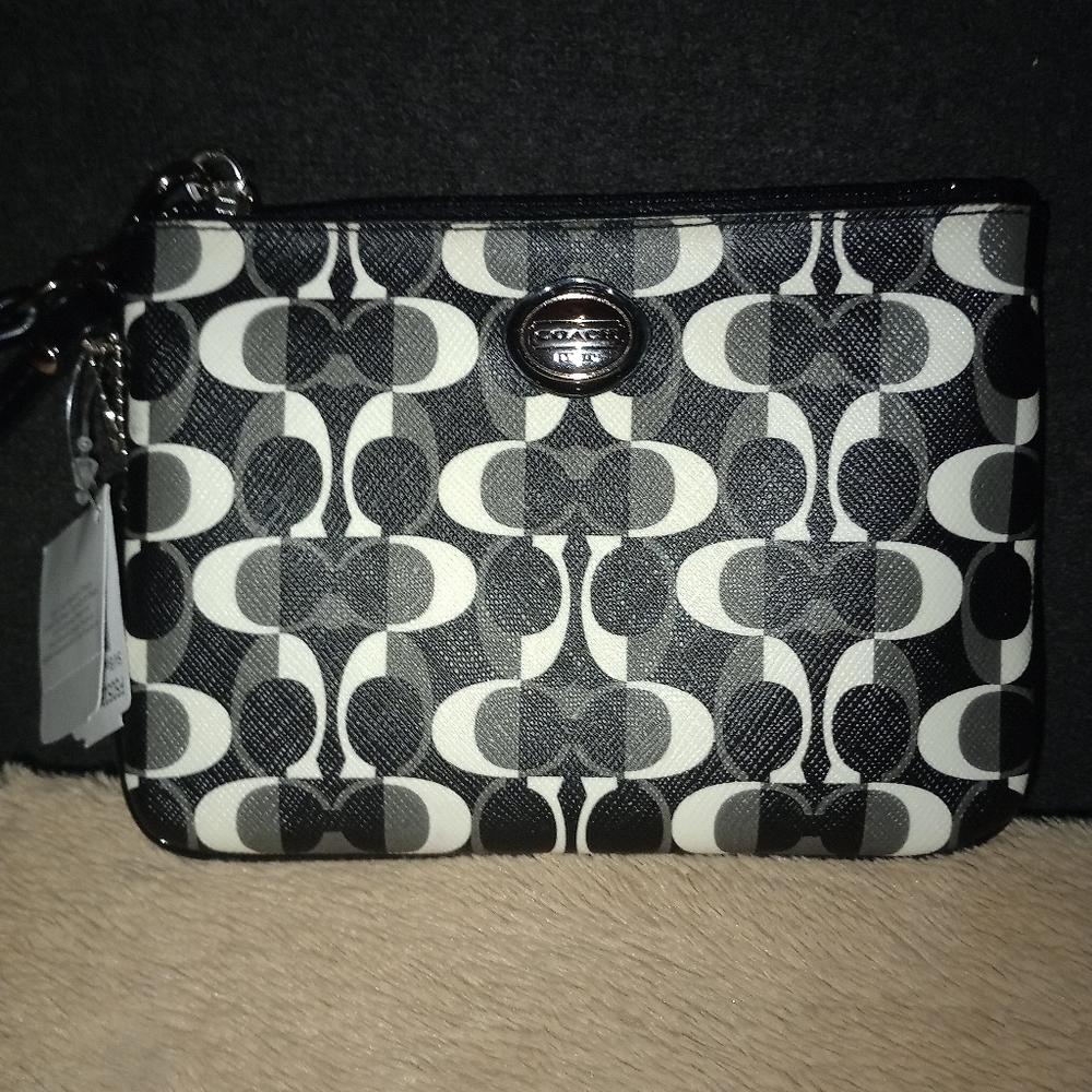 Coach Peyton Dream Black and White Wristlet NWT